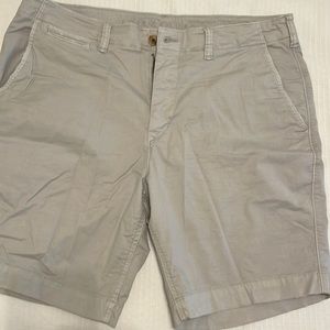 American Eagle khaki shorts  size 36 flex